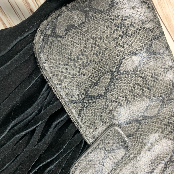 UO Ecoté Snakeskin Color Block Leather Suede Black Fringe Crossbody bag - Picture 3 of 7